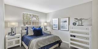 Sherwood at Iron Point Gallery 8