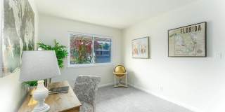 7684 Surrey Lane Gallery 15