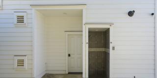 Modern Furnished Balboa Peninsula Beach House with Rooftop Deck Gallery 32