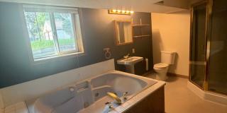 Adorable 2-Level Single Family Home in a Quiet Neighborhood Adorable 2-Level Single Family Home in a Quiet Neighborhood Gallery 7