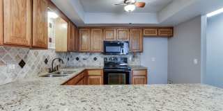 GREAT 2BED 2 BATH 2 CAR GARAGE TOWNHOME MINUTES FROM TURNPIKE!!!! Gallery 15