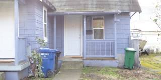 Cozy Studio Townhome with 1 Bath (Ballard) Gallery 1