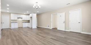 2080 Gladstone Street Gallery 5