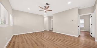 631 E Mistletoe Gallery 6