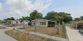 1732 NW 6 Ter 1732 NW 6 Ter Gallery 1