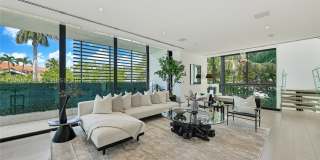 420 N Hibiscus Dr 420 N Hibiscus Dr Gallery 1