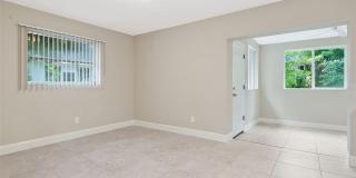 2958 DUNDEE Drive Gallery 21