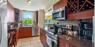 9102 W Bay Harbor Dr Gallery 28