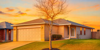 216 Pullman Pl Blvd Gallery 1