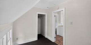 Charming 2BR Duplex in Buffalo Gallery 10