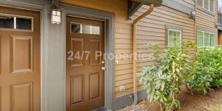 *MOVE-IN SPECIAL!* 3 BD I 2.5 BA Beaverton Townhome Gallery 23
