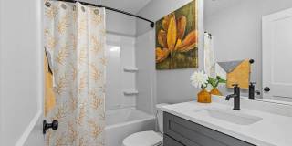 Room in 3 Bedroom Townhome at St James St NW Gallery 4