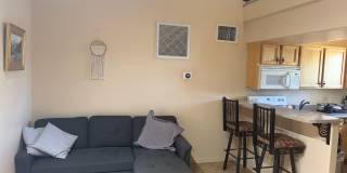 Custom Built Guest House - NW Tucson-Available July 1 Gallery 15