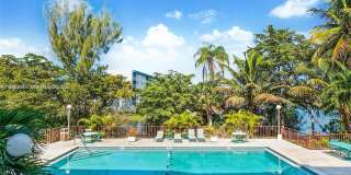 8775 Park Blvd Gallery 1