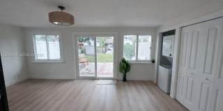 4396 SW 25th Ter Gallery 4
