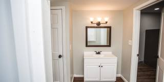 2819 26th Street Gallery 42