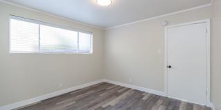 4475 23rd Street Gallery 16