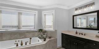 Luxury Waterfront Living on the Chesapeake Bay Luxury Waterfront Living on the Chesapeake Bay Gallery 9