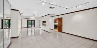 2060 Tropic Isle Gallery 40
