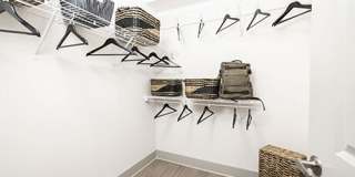 Accent Southrail Gallery 20