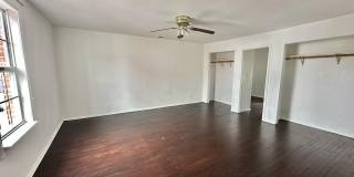 2015 S LINCOLN Street S Gallery 14