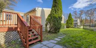 Charming 3 Bedroom/2.5 Bathroom Home in Nottingham, MD! Gallery 1