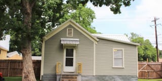 704 East Academy Street Gallery 2
