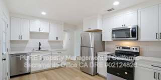 5939 Gloria Drive Gallery 9