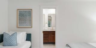 690 Pelzer Drive Gallery 48