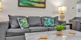 Gorgeous 4 bedroom pool house for rent w/ deeded beach access + pool & yard service included in the rent! Gallery 26