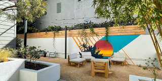 Venice on Rose Gallery 22