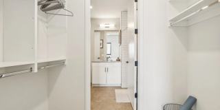 1222 West Jackson Gallery 5