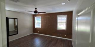3BR house with Office in South Phoenix, huge backyard ,community pool & close to major retailers Gallery 29