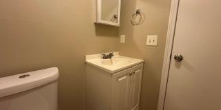 *******SECTION 8 APPROVED PROPERTY********Cute 2 Bed 1.5 Bath Condo In NW Expressway Gallery 22