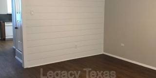 1409 A COURTNEY PL Gallery 1