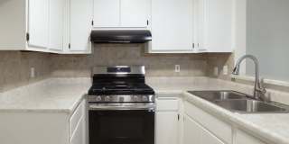 Downstairs 2-Bedroom Condo in Banning--55+ Gated Community! Gallery 8