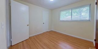 3 Bedroom Brick Home Gallery 13