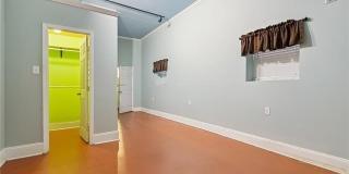 2103 S CARROLLTON Avenue Gallery 9