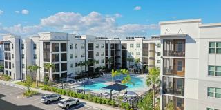 The Pearl Founders Square Apartments Gallery 34