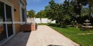 15590 NW 12th Ct Gallery 18
