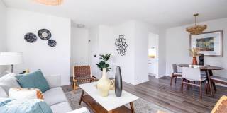 1033 Mohr Ln Gallery 3