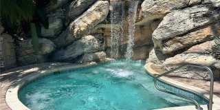 7300 Westpointe Boulevard Gallery 5