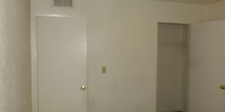 Garden Square Apartments    2 Bedroom 1 Bath Gallery 29