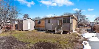 Updated 6 bedroom home is a must see!! Gallery 26