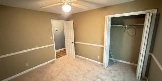 1006 Wood Circle SW Gallery 32