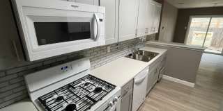 Remodeled 3/2 in near MoPac and Parmer Ln Gallery 7