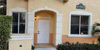 6902 NW 174th Ter Gallery 2