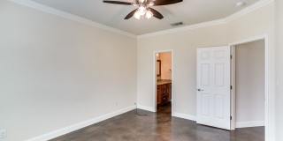 21501 Patton Ave Unit #B Lago Vista, TX 78645 Gallery 11