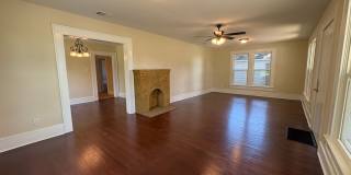 Gorgeous fully remodeled 3 bed/1.5 bath Craftsman-style Bungalow Gorgeous fully remodeled 3 bed/1.5 bath Craftsman-style Bungalow Gallery 9