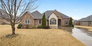 3907 Southwest Flatrock Avenue Gallery 1